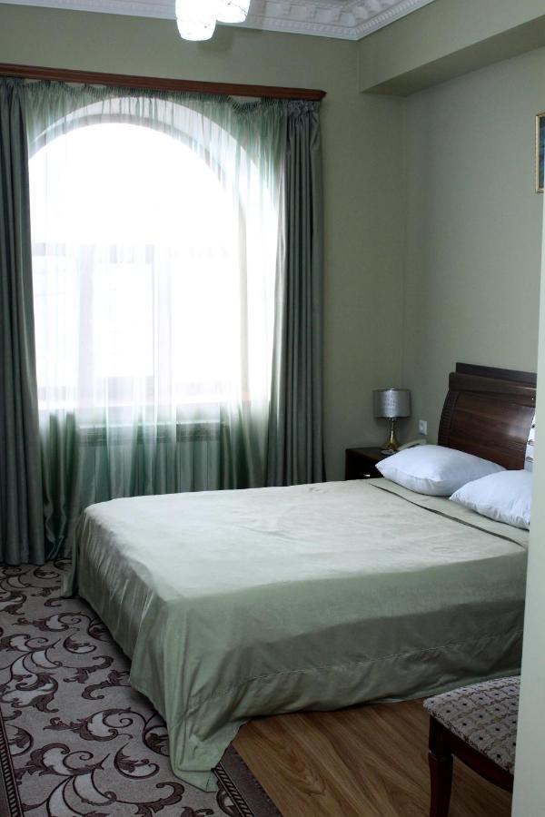 Bed and Breakfast Golden Apricot à Gyumri Extérieur photo